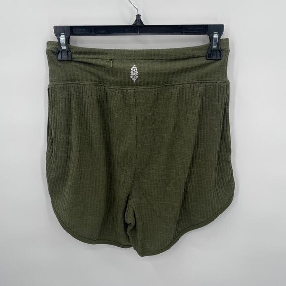 FREE PEOPLE FP Movement Green RIbbed Shorts // XS - Picture 8 of 13